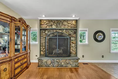 10 Rockledge Dr, Falmouth, MA 02556 - Photo 7