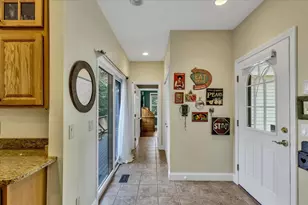 10 Rockledge Dr, Falmouth, MA 02556 - Photo 11