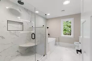 12 Pleasant St, Burlington, MA 01803 - Photo 17