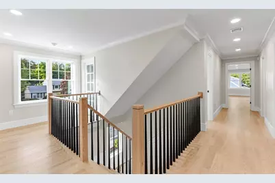 12 Pleasant St, Burlington, MA 01803 - Photo 15