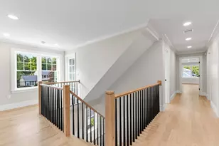 12 Pleasant St, Burlington, MA 01803 - Photo 15