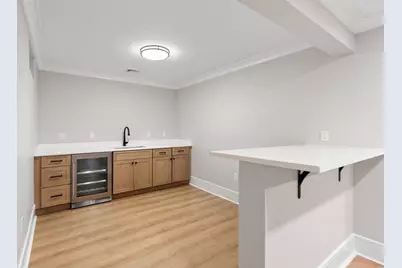 12 Pleasant St, Burlington, MA 01803 - Photo 25