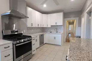 22 Auburn St, Malden, MA 02148 - Photo 25