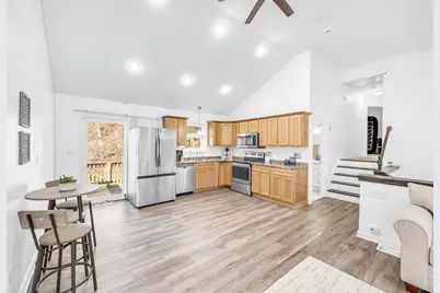 114 Riverton Road, Springfield, MA 01109 - Photo 7