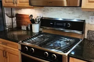 18 Garden, Boston, MA 02114 - Photo 9