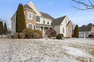 21 Coach Rd, North Attleboro, MA 02760 - Photo 5