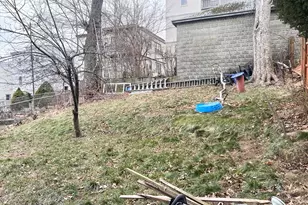 139 Grove St, Chelsea, MA 02150 - Photo 9