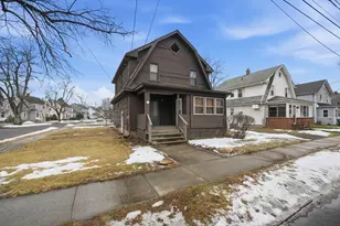 135 Newbury St, Chicopee, MA 01013 - Photo 1