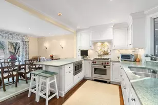 55 Fairgreen Pl, Brookline, MA 02467 - Photo 3