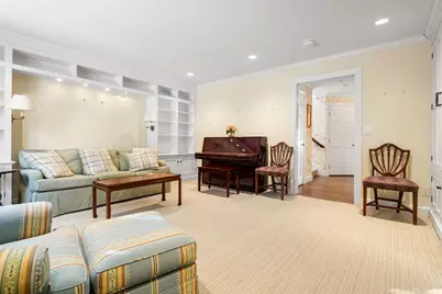 55 Fairgreen Place #55, Brookline, MA 02467 - Photo 11