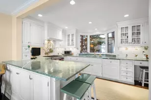 55 Fairgreen Pl, Brookline, MA 02467 - Photo 5