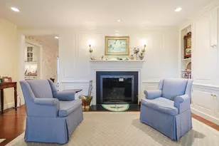 55 Fairgreen Pl, Brookline, MA 02467 - Photo 9