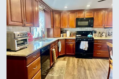 70 Wheaton Avenue, Rehoboth, MA 02769 - Photo 11