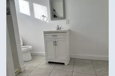 46 Mapledell St, Springfield, MA 01109 - Photo 7