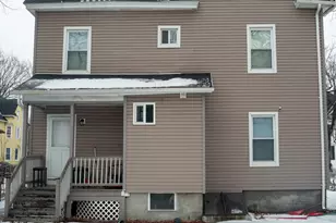 46 Mapledell St, Springfield, MA 01109 - Photo 3