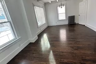 46 Mapledell St, Springfield, MA 01109 - Photo 5