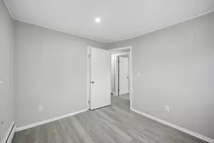 27 Nokomis, Springfield, MA 01109 - Photo 17