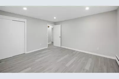 27 Nokomis, Springfield, MA 01109 - Photo 21