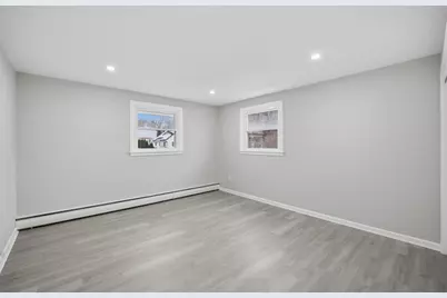 27 Nokomis, Springfield, MA 01109 - Photo 19