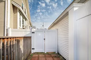 123 Piermont St, Quincy, MA 02170 - Photo 33