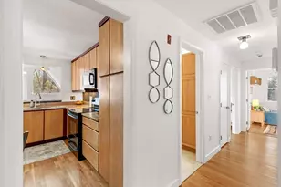 20 Wildwood Dr, Bedford, MA 01730 - Photo 11