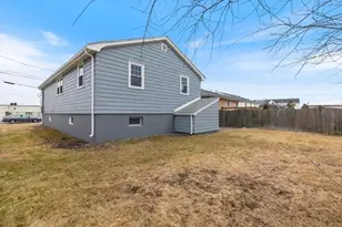 100 Pitcairn, Revere, MA 02151 - Photo 29