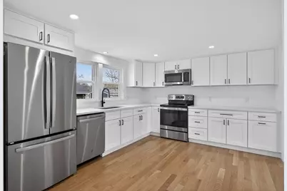 78 Bristol, Barnstable, MA 02601 - Photo 5