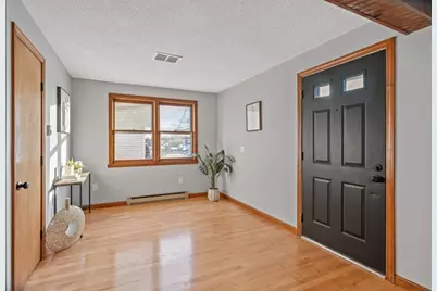 187 Lamont St, Springfield, MA 01119 - Photo 3