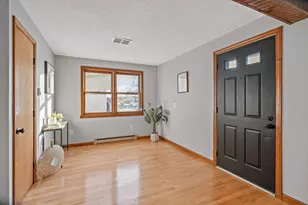 187 Lamont St, Springfield, MA 01119 - Photo 3