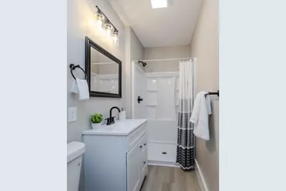 27 Ormond St, Springfield, MA 01108 - Photo 13