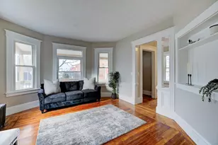 27 Ormond St, Springfield, MA 01108 - Photo 7