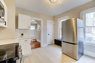 27 Ormond St, Springfield, MA 01108 - Photo 3