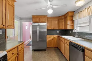 46A Wentworth St, Malden, MA 02148 - Photo 5