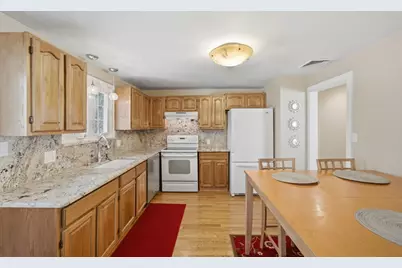 6 Lunar Ave, Braintree, MA 02184 - Photo 5