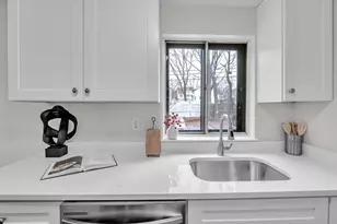 65 Bishop Dr, Framingham, MA 01702 - Photo 11