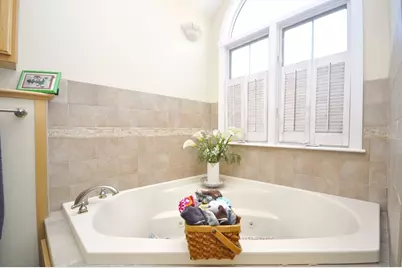 413 Harvard St, Whitman, MA 02382 - Photo 19