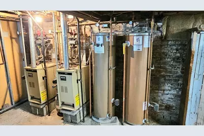 341 Montcalm St., Chicopee, MA 01013 - Photo 15