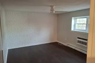 60 Greentree Ln, Weymouth, MA 02190 - Photo 5