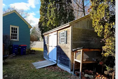 99 Roosevelt, Seekonk, MA 02771 - Photo 3