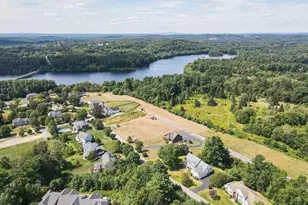 24 Meadow Ln, Southborough, MA 01772 - Photo 11