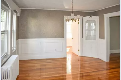 26 Harvard Rd #1, Belmont, MA 02478 - Photo 3