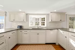 151 Oakland St, Wellesley, MA 02481 - Photo 7