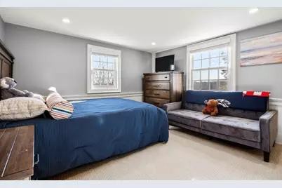 151 Oakland Street, Wellesley, MA 02481 - Photo 27