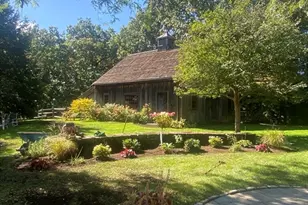 151 Oakland St, Wellesley, MA 02481 - Photo 37