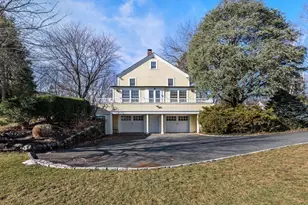 151 Oakland St, Wellesley, MA 02481 - Photo 41
