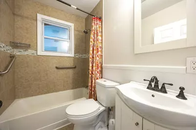 111 W Ashland St, Brockton, MA 02302 - Photo 33