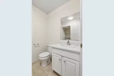 34 Pleasant St #34, Windham, NH 03087 - Photo 21