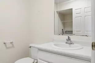 34 Pleasant St, Windham, NH 03087 - Photo 21