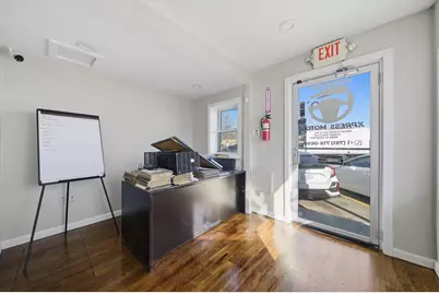 98 Foster St, Peabody, MA 01960 - Photo 21