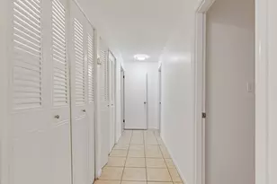 101 Edgelawn Ave, North Andover, MA 01845 - Photo 19